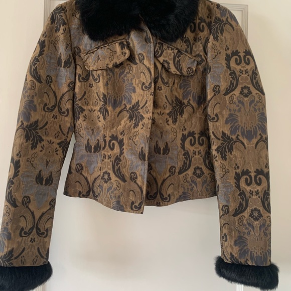 Jacket - Picture 4 of 6